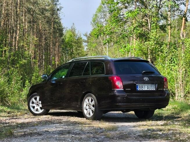 Toyota Avensis 2008r. 2,0 Benzyna 147KM Klima Skóry Navi AluFelgi