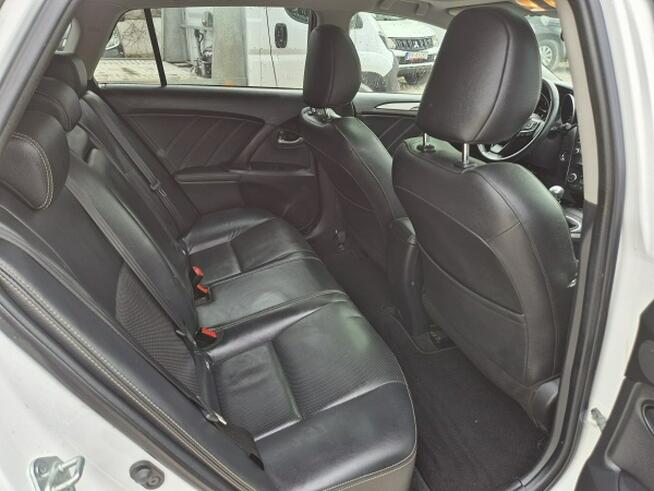 Toyota Avensis Panorama* Skóra* Navi*Super stan