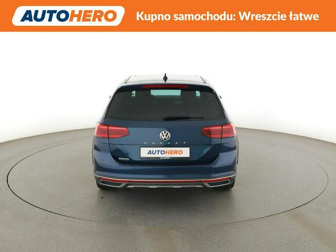Volkswagen Passat Alltrack lift 4x4 DSG Matrix LED virtual cocpit panorama klima auto kamera park
