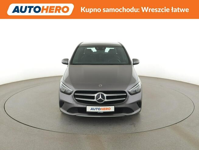 Mercedes B 180 automat półskóra navi kamera grzane fotele LED