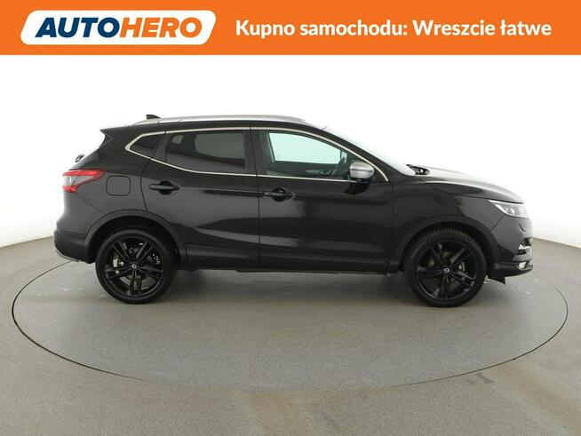 Nissan Qashqai full LED navi klima auto panorama kamery 360 grzane fotele asystenci