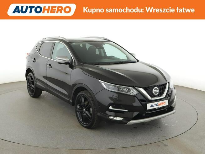 Nissan Qashqai full LED navi klima auto panorama kamery 360 grzane fotele asystenci