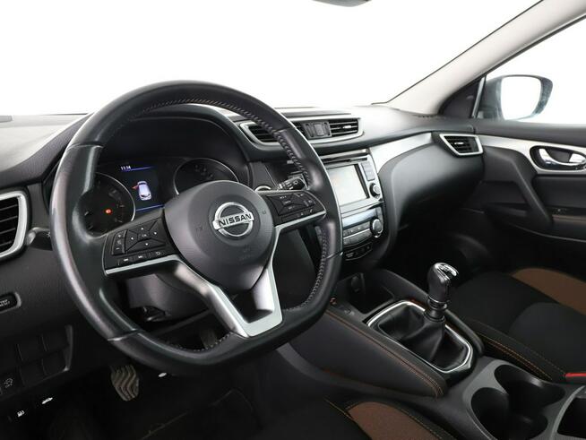Nissan Qashqai full LED navi klima auto panorama kamery 360 grzane fotele asystenci