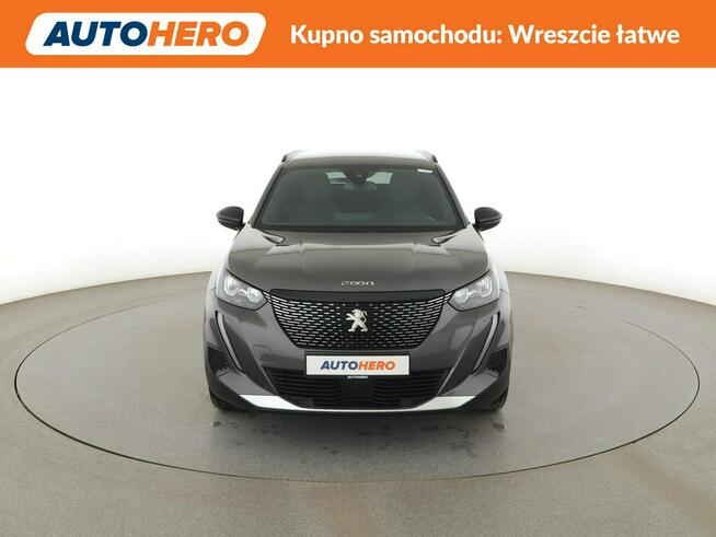 Peugeot 2008 automat full LED navi klima auto czujniki parkowania tempomat