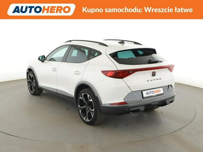 Cupra Formentor automat full LED virtual cocpit klima auto navi czujniki parkowania