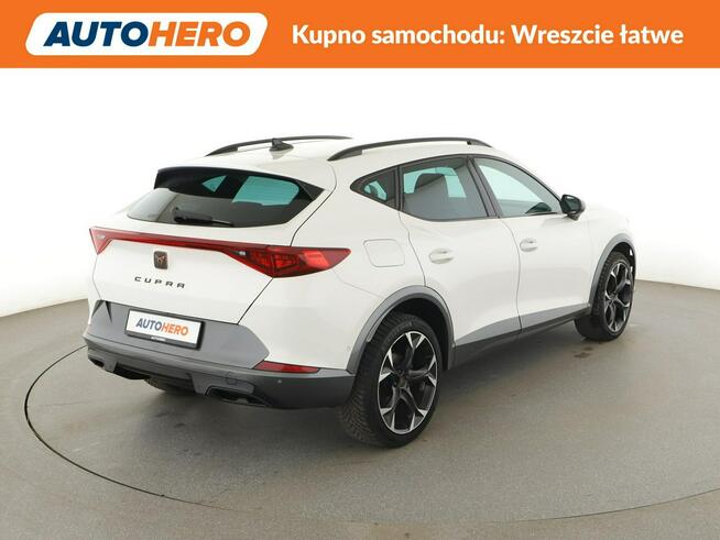 Cupra Formentor automat full LED virtual cocpit klima auto navi czujniki parkowania