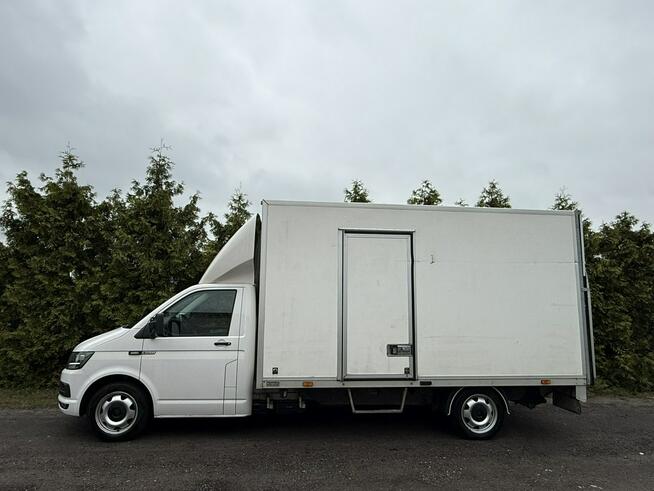 Volkswagen Transporter Kontener Winda Automat 8 palet ponad 4,2 metra długości