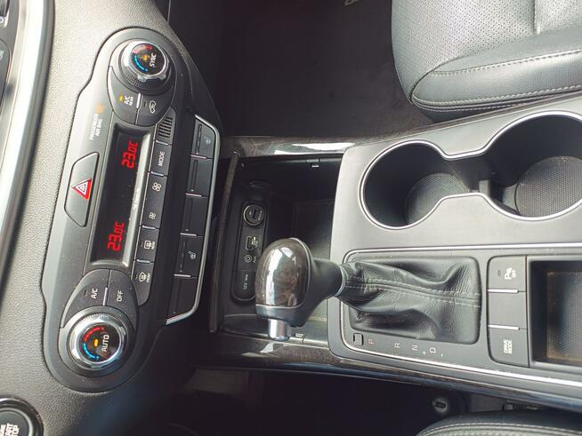 KIA SORENTO V6 BENZYNA