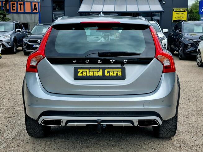Volvo V60 Cross Country LED Xenon Serwis Navi Parktronic Kamera Climatronic BLIS Gwarancja!