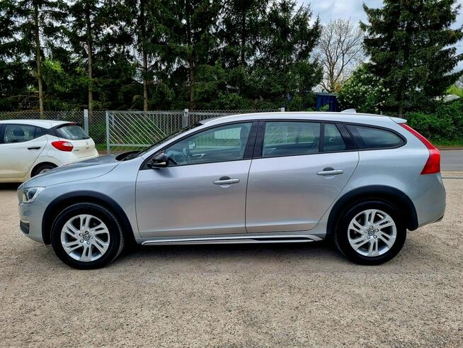 Volvo V60 Cross Country LED Xenon Serwis Navi Parktronic Kamera Climatronic BLIS Gwarancja!