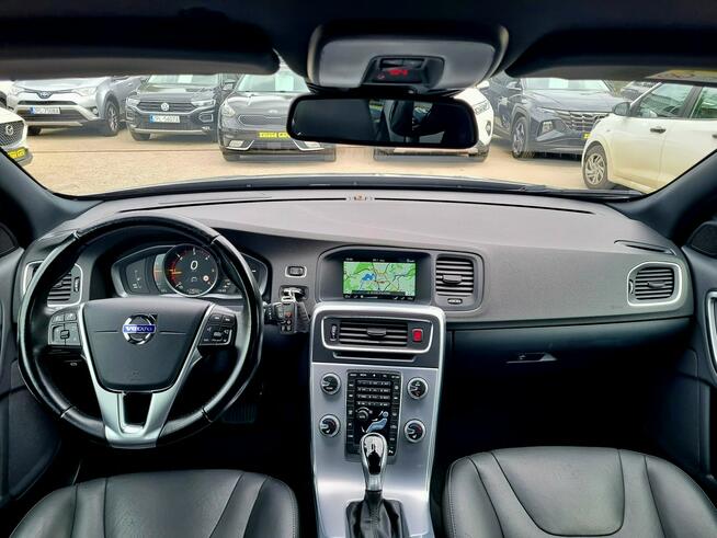 Volvo V60 Cross Country LED Xenon Serwis Navi Parktronic Kamera Climatronic BLIS Gwarancja!