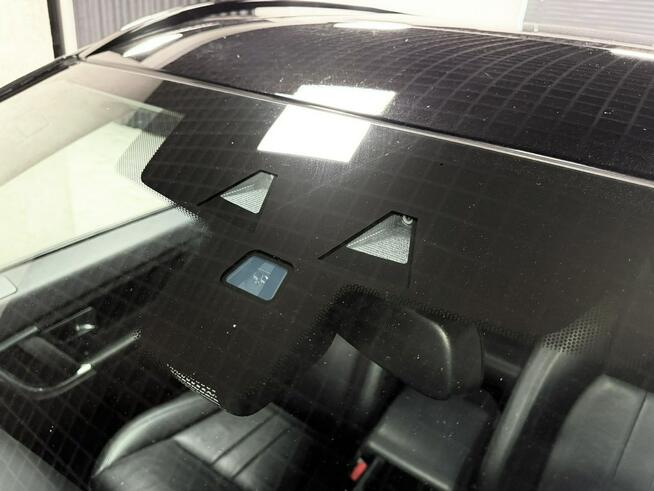 Land Rover Discovery Sport 2.0 TD4 P150 HSE Black Edition*Alu 18*Kamera * Panorama *LED* MERIDIAN
