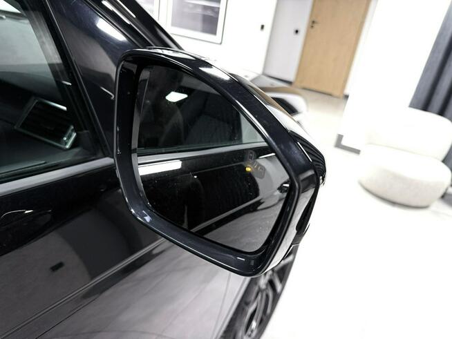 Land Rover Discovery Sport 2.0 TD4 P150 HSE Black Edition*Alu 18*Kamera * Panorama *LED* MERIDIAN