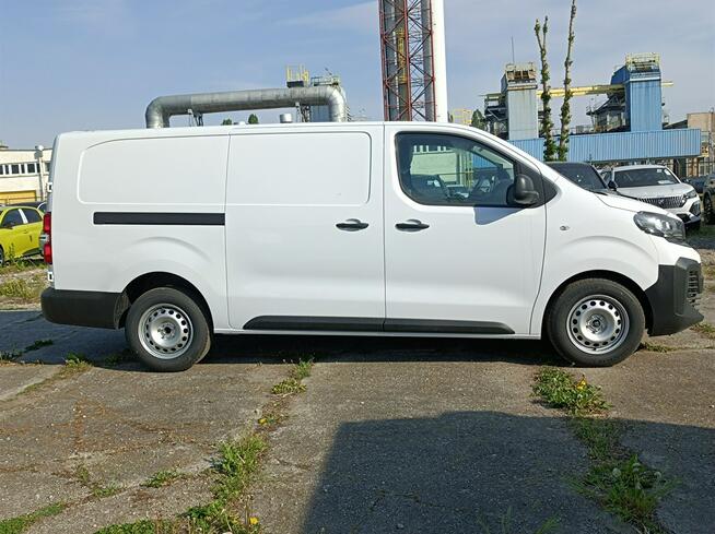 Opel Vivaro Furgon 2.2 150KM AUTOMAT EXTRA LONG NA PLACU