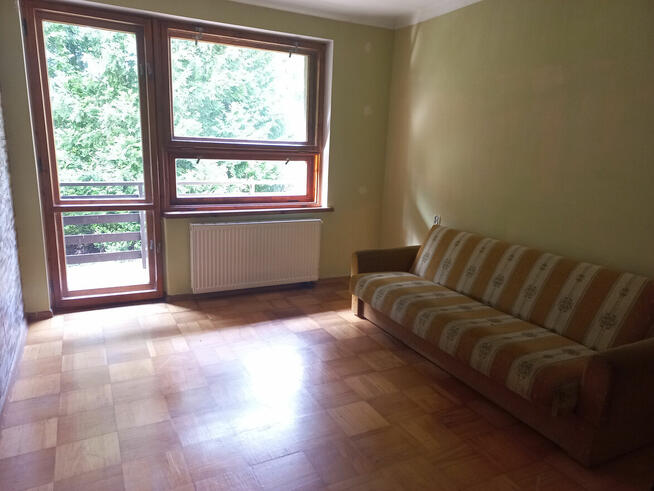 Przestrzenny dom w centrum Żywca z widokiem na góry