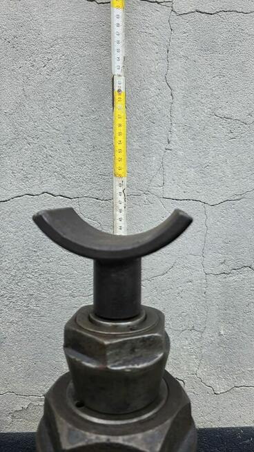 Podnośńik kanałowy hydrauloczny ręczny