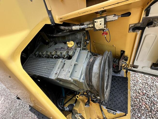 WALEC DROGOWY DYNAPAC CC232HF