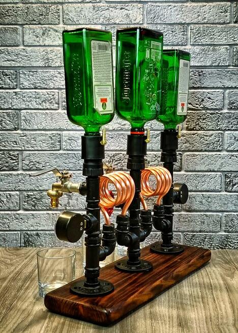 Stojak, dozownik lub nalewak do alkoholu Symbioza