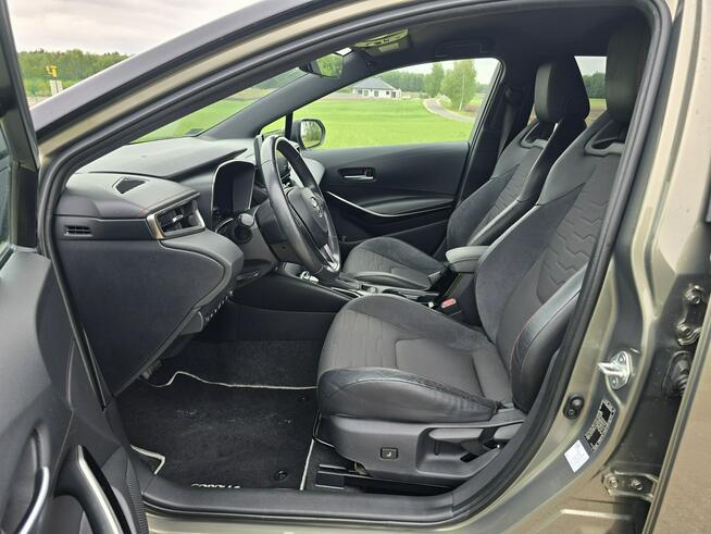 Toyota Corolla Touring Sports SELECTION 1.8 HYBRYDA Salon Polska, Możliwa zamiana