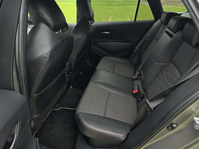 Toyota Corolla Touring Sports SELECTION 1.8 HYBRYDA Salon Polska, Możliwa zamiana