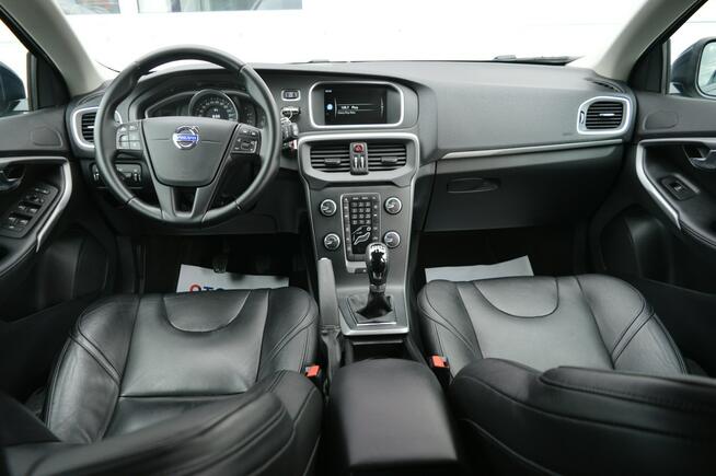Volvo V40 1.6 D2 Serwis 100% bezwypadkowy Skóra Bluetooth NOWE OPONY 172 tys km