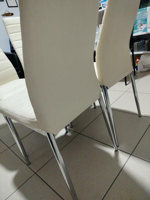Kremowe krzesła 4 sztuki z nogami metalowymi