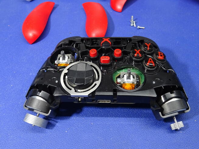 Serwis Padów Mielec | Naprawa padów PlayStation i Xbox