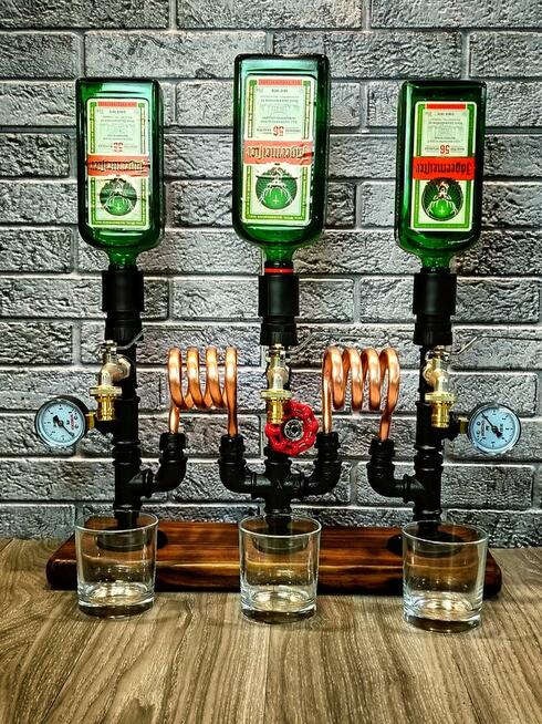 Stojak, dozownik lub nalewak do alkoholu Symbioza