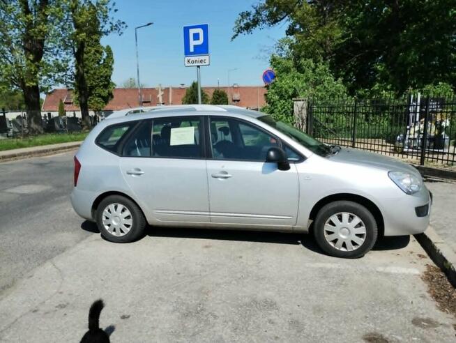 Niezawodna ,przestronna Kia Carens