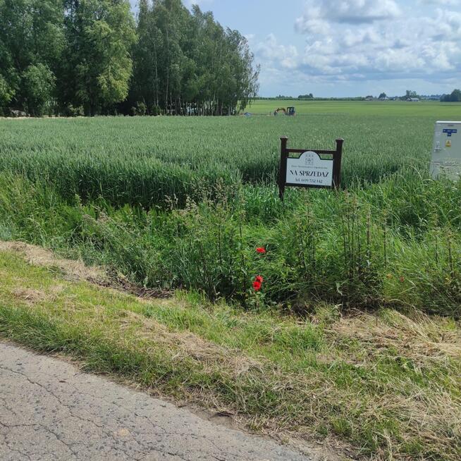 2 atrakcyjne działki pod zabudowę mieszkalną.