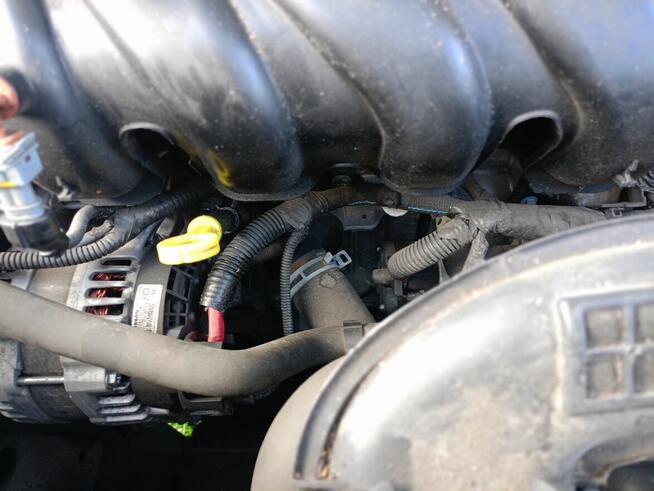 Sprzedam samochód marki Dacia Duster.