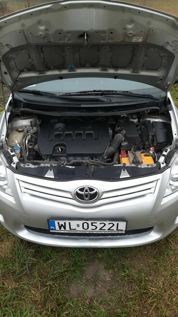 Sprzedam Toyotę Auris