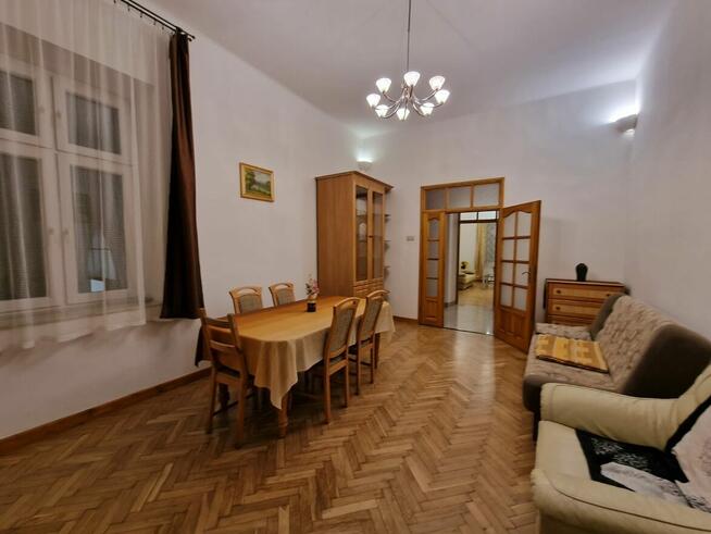 Właściciel sprzeda mieszkanie Kraków ul.Batorego