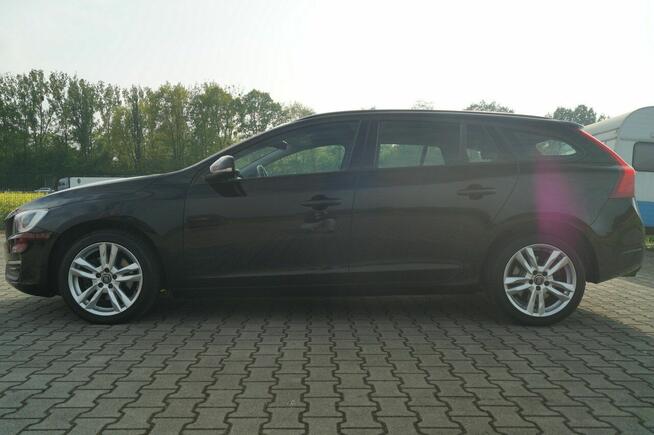 Volvo V60 linje Business 2.0 150KM D3 Stan BDB 1 rej. 2017rok kamera cofania