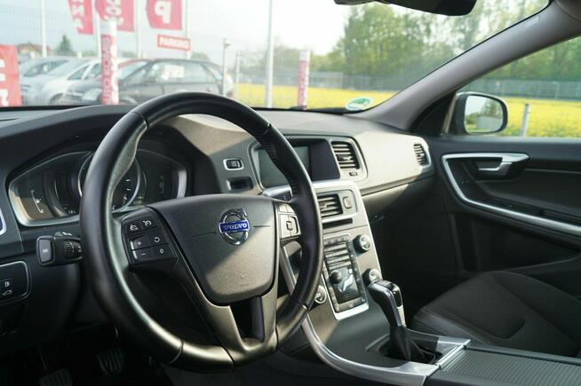 Volvo V60 linje Business 2.0 150KM D3 Stan BDB 1 rej. 2017rok kamera cofania