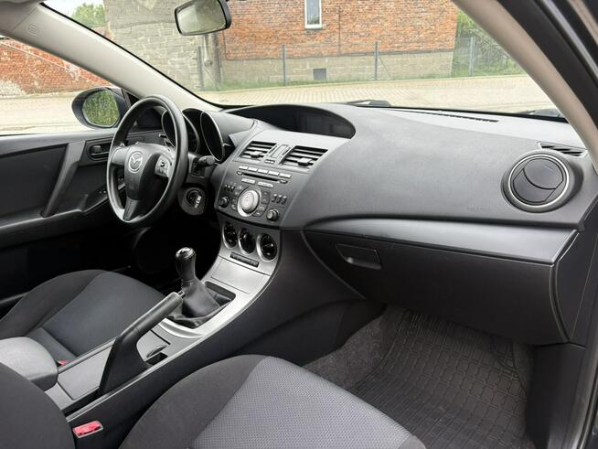 Mazda 3 Serwisowany * Bezwypadkowy * Oryg Przebieg * Klimatyzacja *