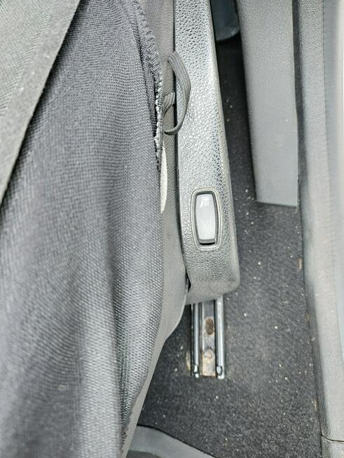 Dacia Lodgy Krajowy / Pierwszy właściciel / 7 osobowy / Navi / Podgrzewane fotele