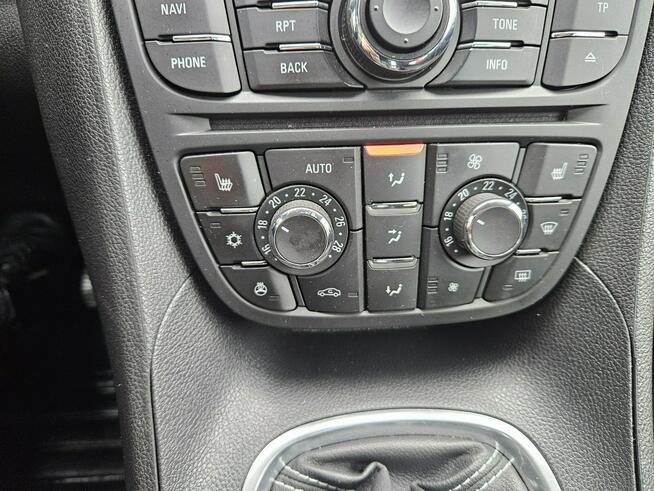 Opel Meriva Nawigacja / Podgrzewane fotele / Klimatronic x 2 / Parktronic x 2