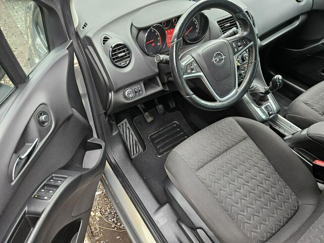 Opel Meriva Nawigacja / Podgrzewane fotele / Klimatronic x 2 / Parktronic x 2