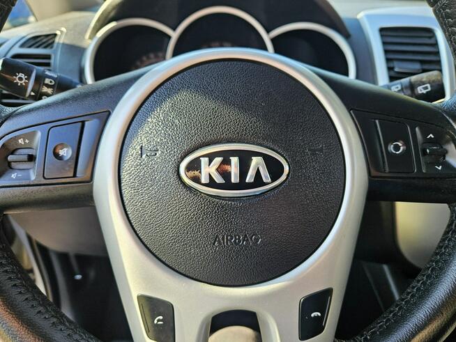 Kia Venga 1 właściciel /Automat / Klimatyzacja / Podgrzewane fotele / Serwis ASO