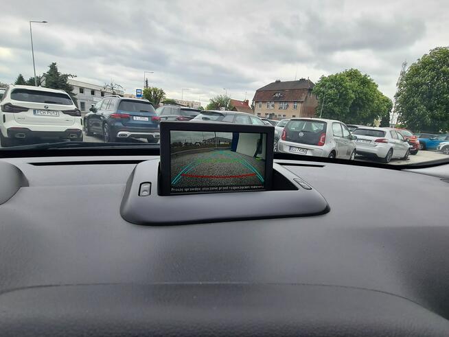 Peugeot 3008 SzklanyDach Navi PDC Kamera HeadUp Półskóry Klimatronik Sensory Alu
