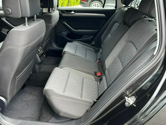 Volkswagen Passat 2.0 TDI DSG Zarejestrowany Serwisowany Grzane fotele CarPlay