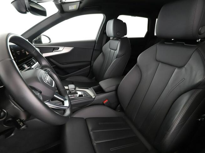 Audi A4 Allroad mHEV 4x4 automat skóra full LED virtual cocpit klima (3 strefy) el. st