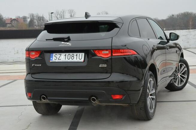 Jaguar F-PACE 2.0 i 250 KM R-Sport AWD /Alcantara/ Navi/ El.fotele/ Kamera/ El.klapa