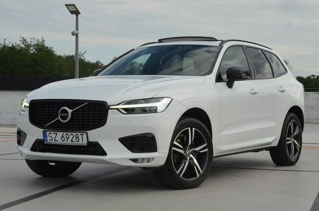 Volvo XC 60 R-Design AWD aut. Panorama/ Navi/ Skóry/ Kamera/ El.fotele/ Grzania