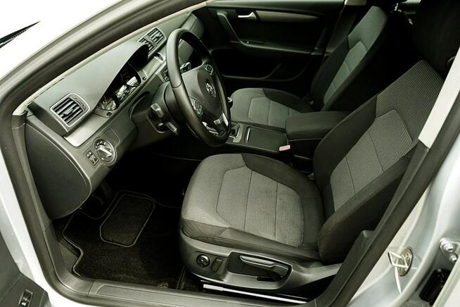 Volkswagen Passat 1,6TDI Klima, NAVI, 2011r., KOMBI