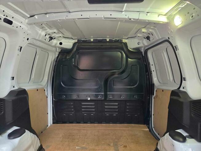Ford Transit Courier 2016 rok benzyna