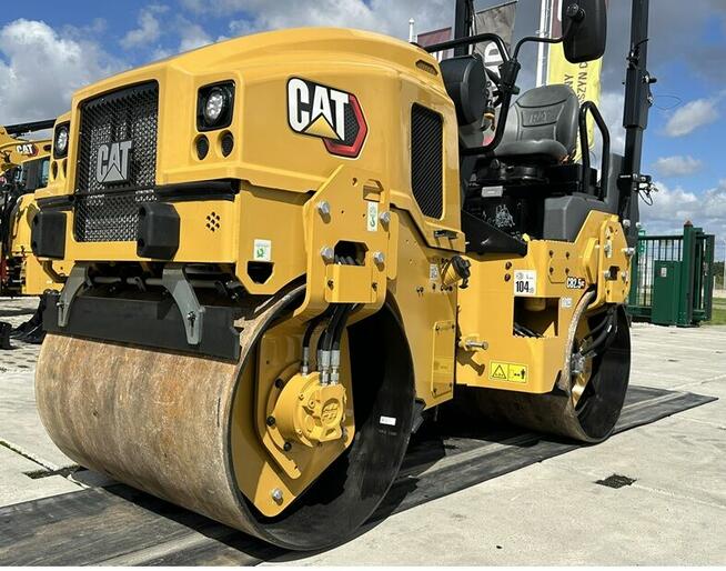 WALEC DROGOWY CATERPILLAR CB 2.5 GC