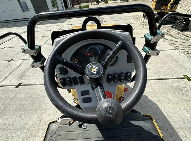 WALEC DROGOWY CATERPILLAR CB 2.5 GC