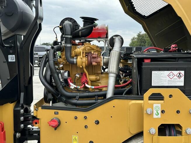WALEC DROGOWY MARKI CATERPILLAR CB 2.7 GC